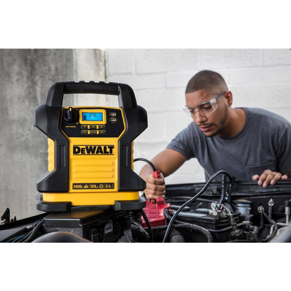 1400 Peak Amp Portable Car Jump Starter with Digital Compressor
